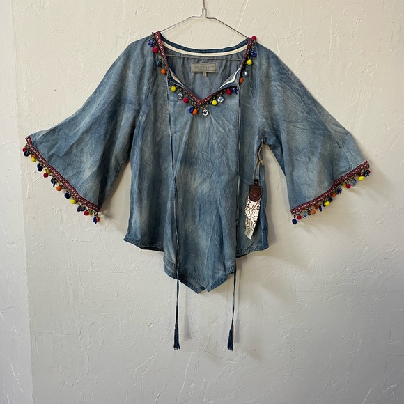 Double D Ranch top - Picture 2 of 3